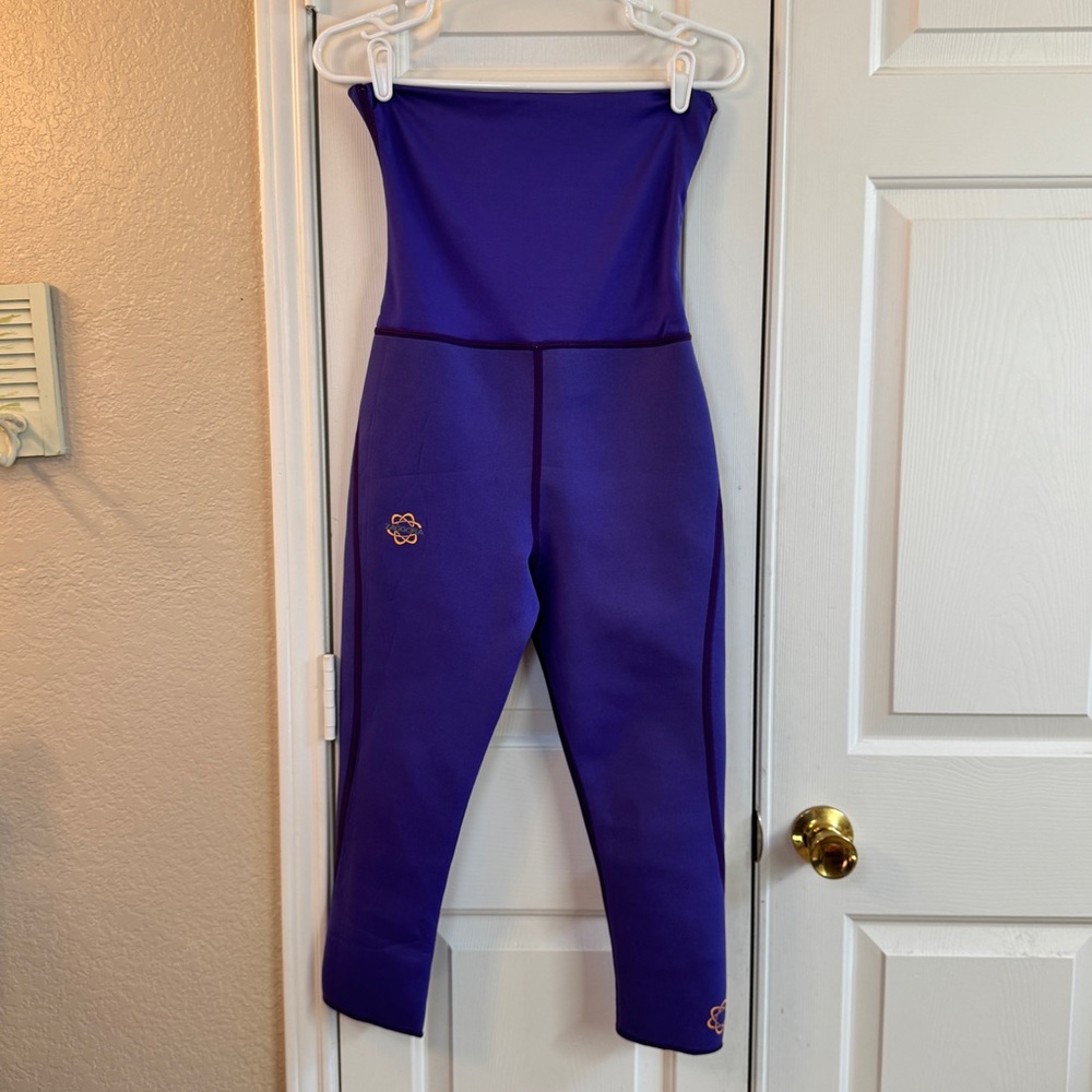 Purple Neoprene Celu-Lite Technology Thermo Fit Hot‎ Pants- Zaggora Womens XS
